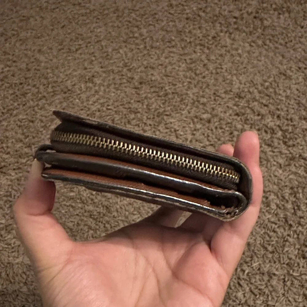 Louis Vuitton Monogram Brown Wallet - Picture 4 of 8